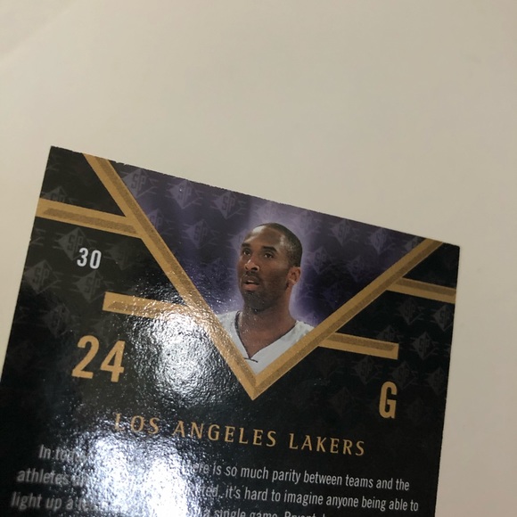 2007 SP Rookie Edition Kobe Bryant Card #30 - Picture 6 of 8